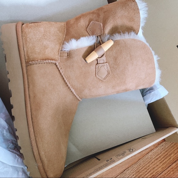 Ugg Keely Boot - Picture 3 of 8